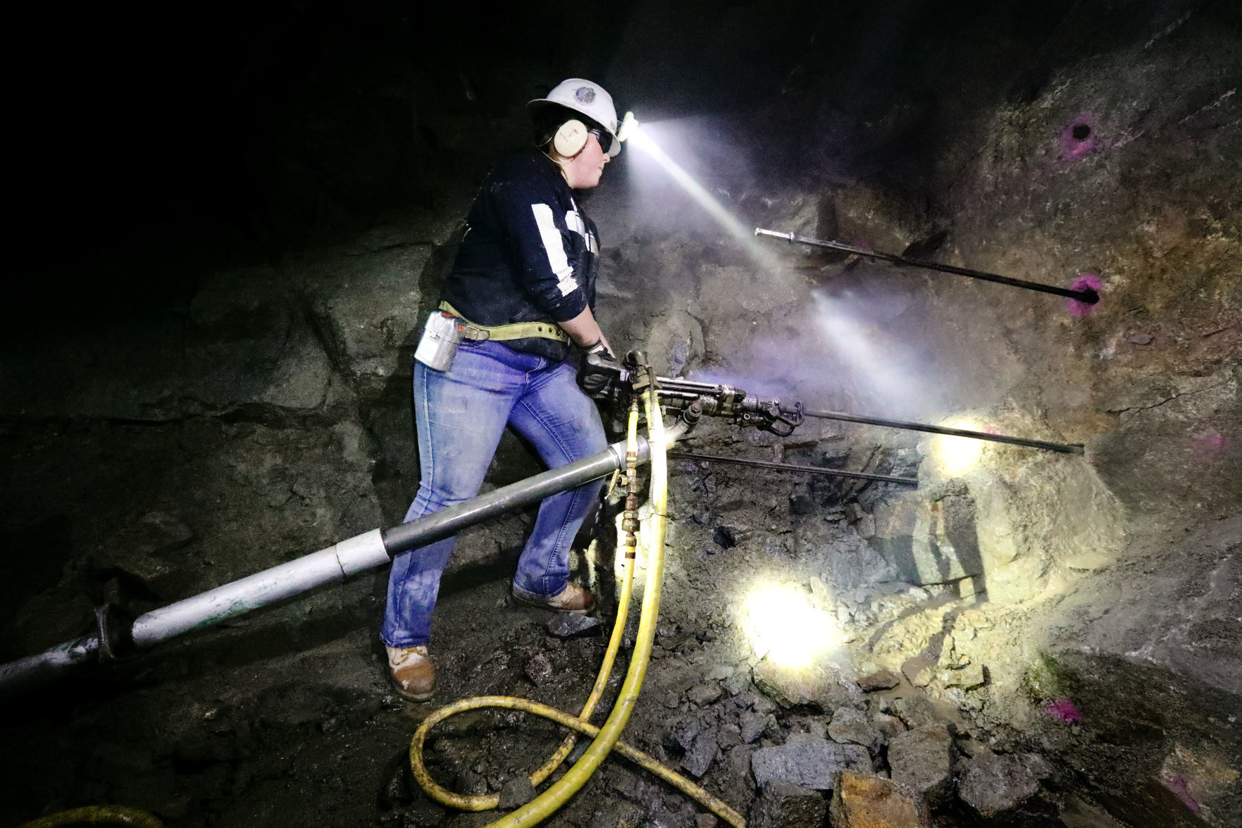 Montana Tech mining engineering class gets hands-on experience
